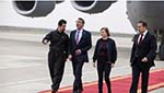Carter in Afghanistan, Warns of IS Threat
